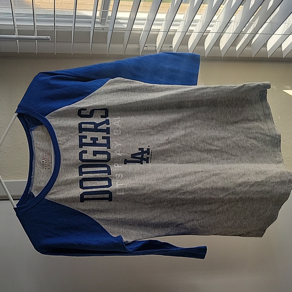 Women's dodgers top